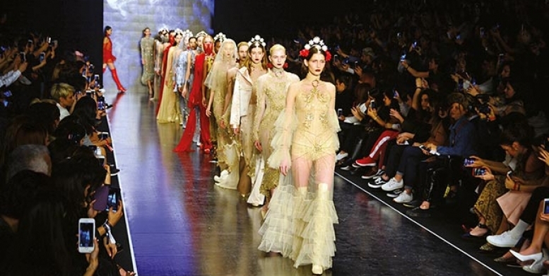 Modanın kalbi Istanbul'da atacak! Mercedes-Benz FashIon Week 8 Ekim'de başlıyor