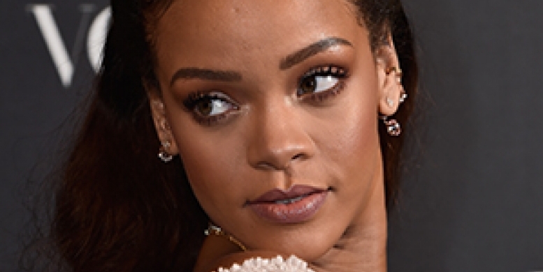 RIHANNA MODA HAFTASINDA