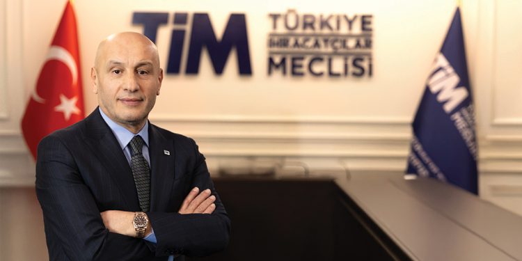 Tekstil ve hazır giyimde rekabet alarmı yeniden çalıyor