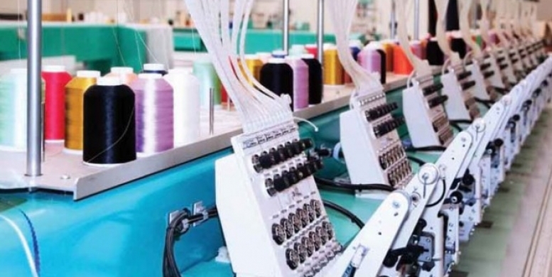 Tekstil fabrikasında çalışan 65 işçi karantinaya alındı